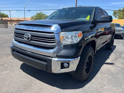 Used 2014 Toyota Tundra SR5 w/ SR5 Upgrade Package AWD/4WD image 11