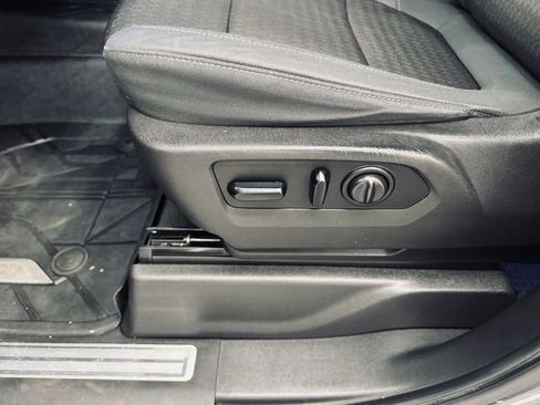 Used 2019 Chevrolet Silverado 1500 LT w/ All-Star Edition image 34