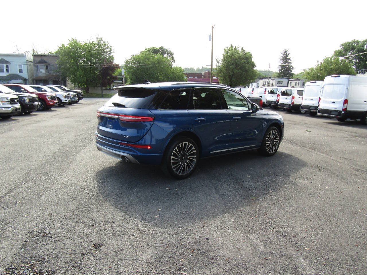 Used 2020 Lincoln Corsair Reserve w/ Equipment Group 201A AWD/4WD image 34