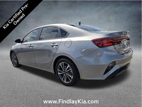 Certified 2023 Kia Forte LXS w/ LXS Technology Package FWD image 9