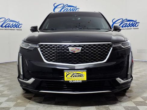 Used 2023 Cadillac XT6 Luxury FWD image 3