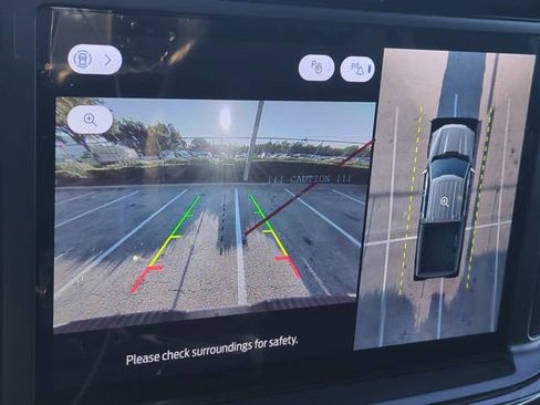 New 2025 Ford F150 XLT w/ Equipment Group 303A High image 19