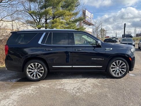 Used 2021 GMC Yukon Denali w/ Denali Ultimate Package image 2