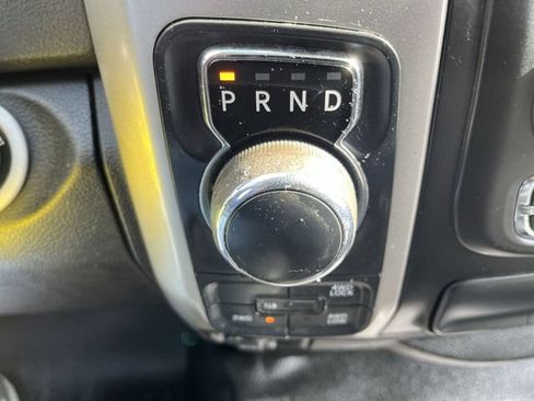 Used 2019 RAM 1500 Classic SLT AWD/4WD image 22