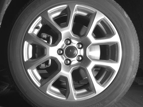 Used 2025 Jeep Compass Limited AWD/4WD image 12