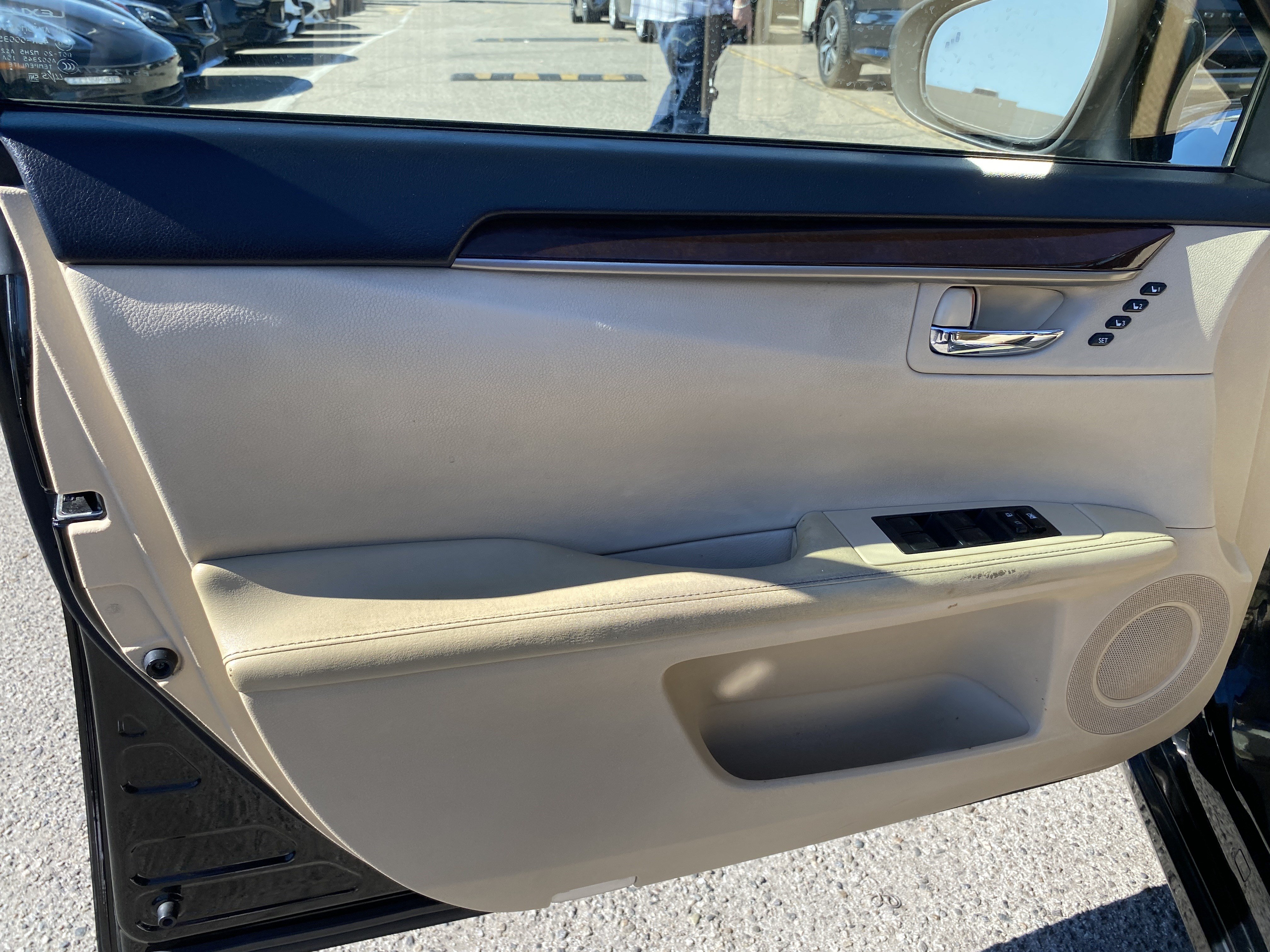 Used 2013 Lexus ES 350 w/ Premium Pkg FWD image 13