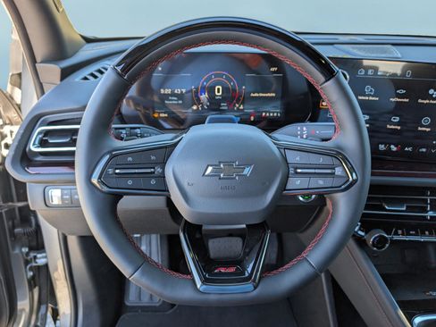 New 2026 Chevrolet Traverse RS image 21