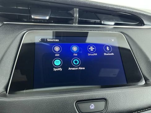 Certified 2023 Cadillac XT4 Luxury w/ Cold Weather Package FWD image 13