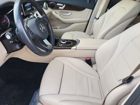 Certified 2019 Mercedes-Benz GLC 300 4MATIC image 12