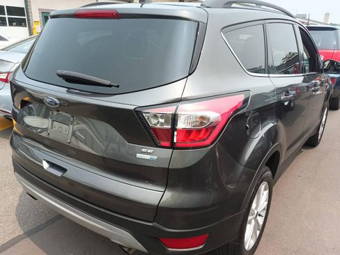 Used 2018 Ford Escape SE AWD/4WD image 4
