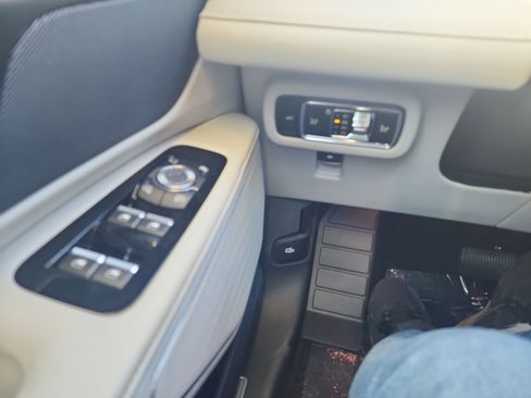 New 2026 Lincoln Nautilus Premier image 29