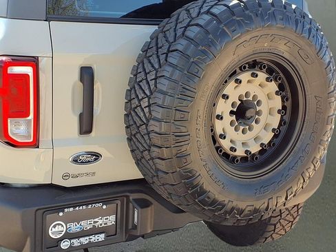 New 2025 Ford Bronco 4-Door AWD/4WD image 31