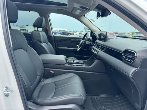 Certified 2026 Honda Pilot Touring image 19