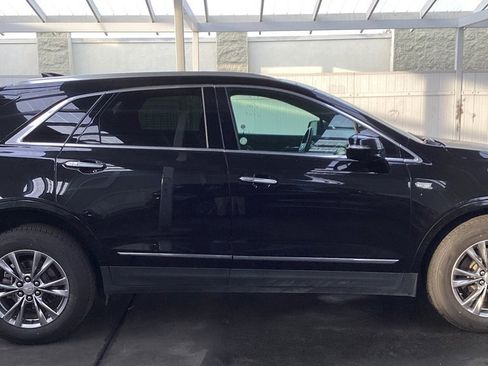 Used 2023 Cadillac XT5 Premium Luxury image 3