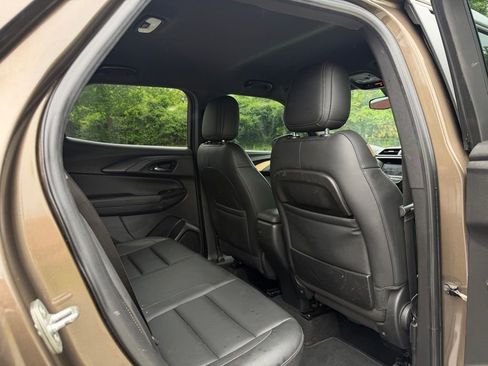 Used 2021 Chevrolet TrailBlazer ACTIV FWD image 25