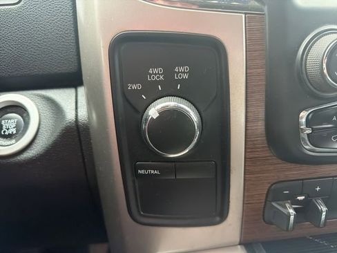 Used 2015 RAM 2500 Laramie AWD/4WD image 39
