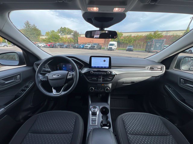 Certified 2024 Ford Escape Active AWD/4WD image 19
