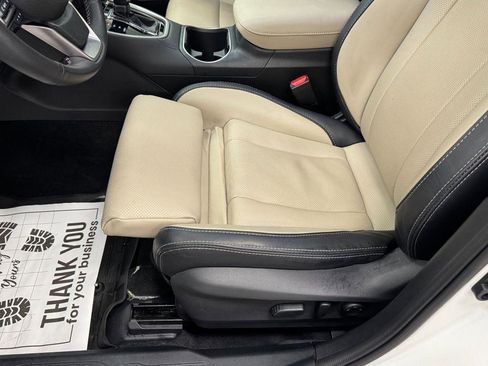 Used 2025 Subaru Outback Limited image 14