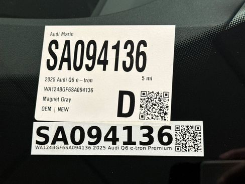 New 2025 Audi Q6 e-tron Premium Plus image 28