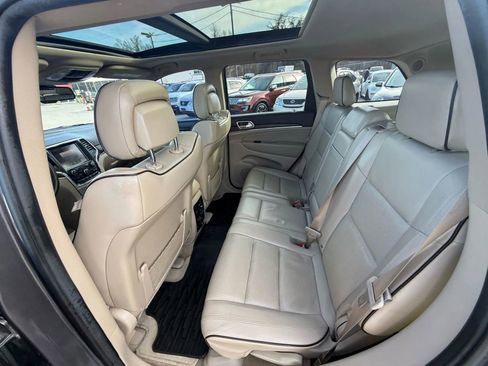 Used 2014 Jeep Grand Cherokee Overland w/ Advanced Technology Group image 12