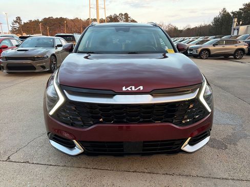 Used 2025 Kia Sportage SX image 11
