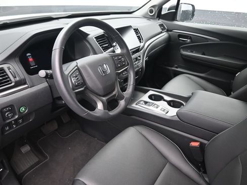 Used 2025 Honda Ridgeline RTL image 19