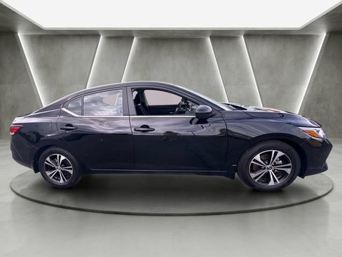 Used 2023 Nissan Sentra SV FWD image 2