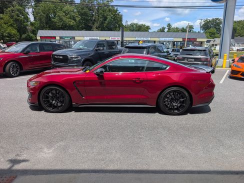 Certified 2018 Ford Mustang Shelby GT350 w/ Convenience Package RWD image 3