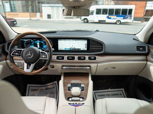 Used 2020 Mercedes-Benz GLS 450 450 4MATIC image 14