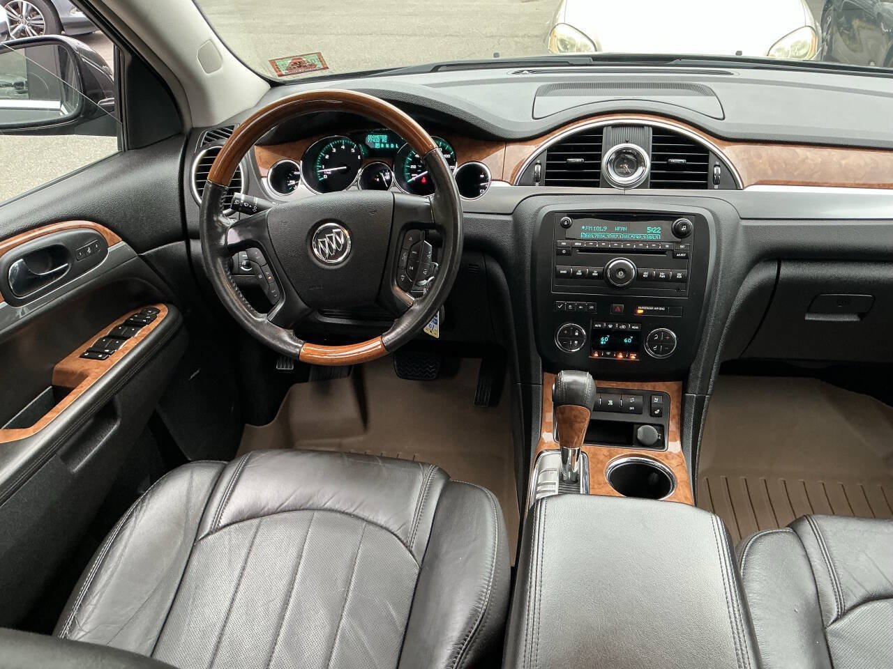 Used 2010 Buick Enclave CXL AWD/4WD image 16