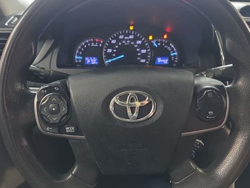 Used 2014 Toyota Camry LE FWD image 22