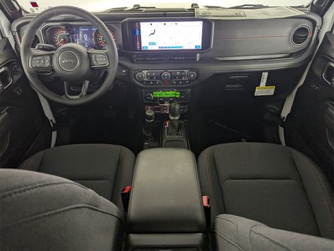 New 2025 Jeep Gladiator Rubicon w/ Safety Group image 15