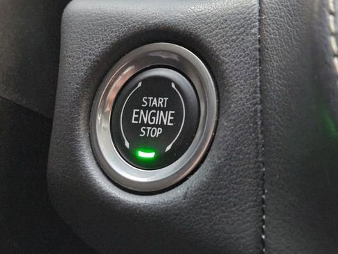 Used 2022 GMC Yukon XL SLT image 20