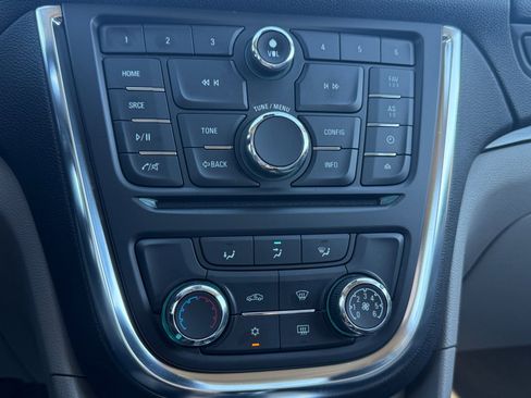 Used 2014 Buick Encore FWD image 19