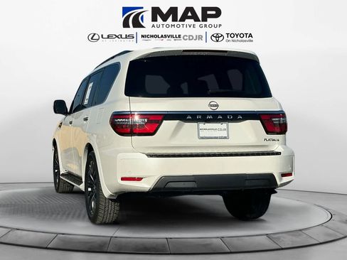 Used 2024 Nissan Armada Platinum w/ Captain's Chairs Package image 4