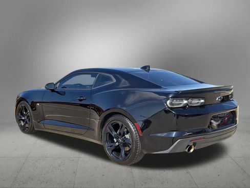 Used 2022 Chevrolet Camaro LT w/ RS Package image 4