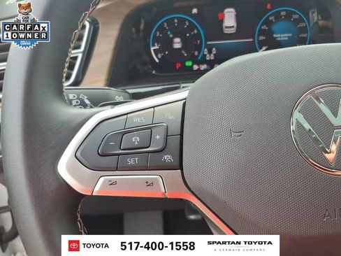 Used 2025 Volkswagen Atlas SE AWD/4WD image 16