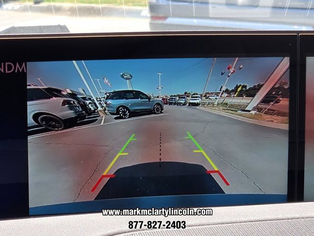 New 2027 Lincoln Navigator Premiere AWD/4WD image 18