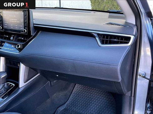 Certified 2022 Toyota Corolla Cross LE image 19