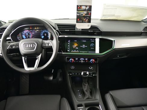 New 2025 Audi Q3 2.0T Premium w/ Convenience Package image 14
