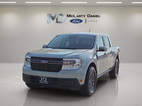 Used 2023 Ford Maverick XLT w/ XLT Luxury Package FWD image 2