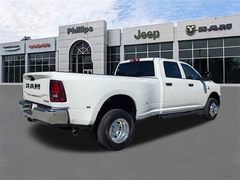 New 2026 RAM 3500 Tradesman w/ Chrome Appearance Group image 4