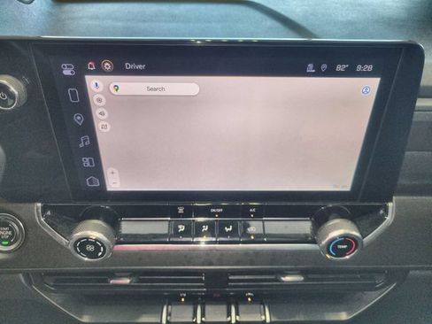 Used 2024 Chevrolet Colorado W/T RWD image 18