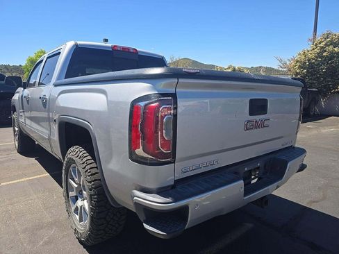 Used 2018 GMC Sierra 1500 Denali image 3