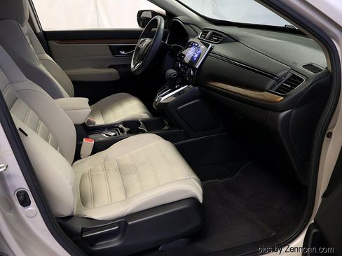 Used 2019 Honda CR-V EX image 30