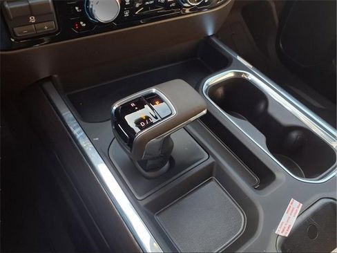 New 2026 GMC Sierra 1500 SLT w/ SLT Premium Package image 9