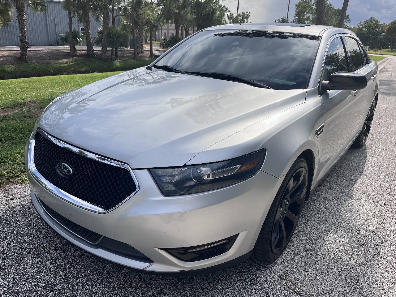Used 2019 Ford Taurus SHO AWD/4WD image 1