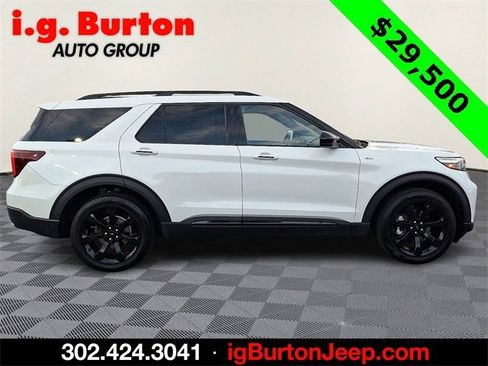 Used 2023 Ford Explorer ST-Line w/ Class IV Trailer Tow Package image 7