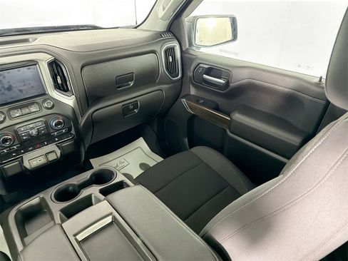 Used 2021 Chevrolet Silverado 1500 RST image 22