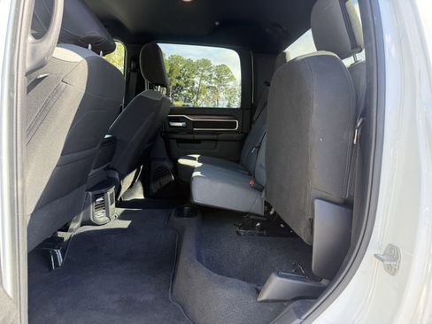 Used 2024 RAM 2500 Big Horn image 27